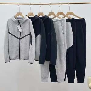 Nuova <span class=keywords><strong>Tuta</strong></span> Sportiva in Pile Tecnico con Logo 2026, Giacca con Cappuccio e Pantaloni da Jogging, Completo Casual da Uomo - Product Image 1