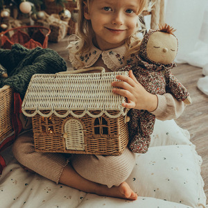 Sac de rangement en forme de maison tissée pour jouets d'enfants, panier de transport avec porte et fenêtres, design portable - Product Image 2