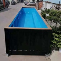 Piscine de luxe moderne de grande taille (40 pieds x 20 pieds) avec structure en acier, fenêtre en verre et spa en fibre de verre