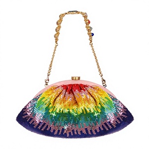Bolso de noche artesanal con cuentas, clutch con marco colorido y correa de cadena - Product Image 1
