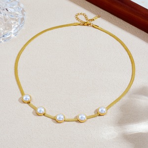 Faux Pearl Round Geometric Gold Plated Blade Chain Clavicle Necklace Everyday Wear - Product Image 3