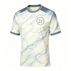 Renaissance-geïnspireerd voetbaltenue, luxe marmerprint voetbalshirt, unisex casual sportkleding voor training - Product Image 2