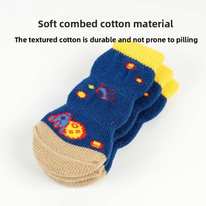 Juego de 4 Calcetines Antideslizantes de Algodón con Estampado de Moda para Perros, Accesorios para Mascotas - Product Image 4