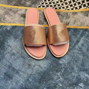 Marchio di vendita calda sandali di diamanti stile estate ciabatte Decorative di lusso <span class=keywords><strong>da</strong></span> <span class=keywords><strong>donna</strong></span> per le vacanze in <span class=keywords><strong>spiaggia</strong></span> <span class=keywords><strong>scarpe</strong></span> a punta aperta - Product Image 6