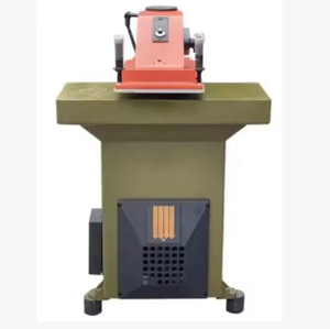 Machine de découpe à bras oscillant pour cuir, machine de découpe à bras oscillant pour chaussures et sacs - Product Image 1