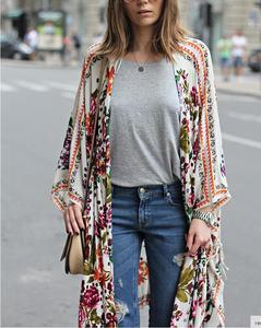 سترة طويلة نسائية بطباعة رقمية، كيمونو أنيق للشاطئ بنقشة زهور - Product Image 3