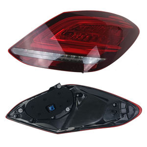 Feux arrière LED pour Mercedes-Benz Classe C 205 (2014-2018) en matériau ABS, installation facile, kit de mise à niveau - Product Image 3