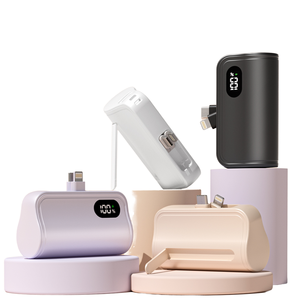 แบตเตอรี่สำรองขนาดเล็ก 5000mAh พร้อมจอ LED แสดงผล สายชาร์จในตัวแบบคู่ หัวชาร์จแบบ Li-Polymer รองรับการเชื่อมต่อแบบ Type-C Input/Output กำลังไฟ 10W หัวปลั๊กแบบ 3-in-1 - Product Image 1