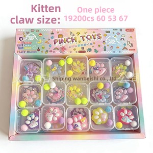 Jouet de décompression musical en plastique de la série Cartoon Cat's Claw pour les 14 ans et plus - Product Image 2