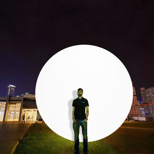 Lampe solaire de jardin LED sphérique en PE, boule de 2m, moulage par rotation, résistante à l'eau, éclairage extérieur pour jardin - Product Image 2