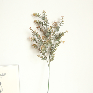 <span class=keywords><strong>artificial</strong></span> <span class=keywords><strong>eucalipto</strong></span> pegamento suave verde planta de 84cm de longitud única de <span class=keywords><strong>eucalipto</strong></span> rama para decoración de la boda - Product Image 5