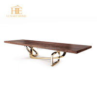 Table à manger extensible de luxe moderne, base en bois de noyer, 8 chaises, pieds en métal en résine époxy, taille/couleur personnalisable, utilisation hôtelière