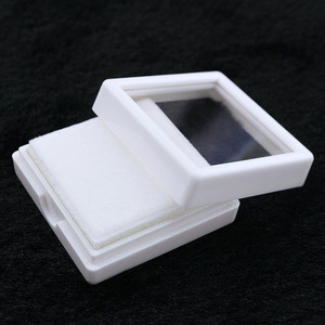 Pg1001 small gemstone cabochon display box withg with glass windom and white square cases displays for cn yoya oem customized black white pg1001 for jewelry and package