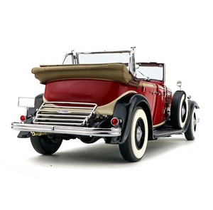 Modellino <span class=keywords><strong>Auto</strong></span> in Metallo di Alta Qualità <span class=keywords><strong>Scala</strong></span> <span class=keywords><strong>1</strong></span>/<span class=keywords><strong>18</strong></span> <span class=keywords><strong>Auto</strong></span> Classica da Regalo - Product Image 4