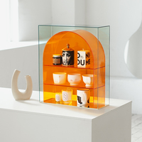 Coiffeuse de luxe légère de grande capacité étagère de bureau vitrine de stockage de parfum en acrylique anti-poussière pour l'organisation