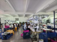Chaussures décontractées pour hommes à enfiler en maille, directement de l'usine, avec logo personnalisé, légères, respirantes et amortissantes en EVA