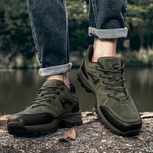 Productos baratos Zapatos de trekking impermeables de gran tamaño Zapatos para correr al aire libre para hombres - Product Image 2