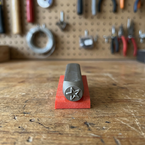 Poinçon en acier inoxydable motif étoile pour la fabrication de bijoux, outil de marquage pour métal, cuir, argile et bois | GS1457A - Product Image 2