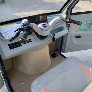 Tricycle électrique à 3 roues entièrement fermé pour adultes, très populaire et très vendu, avec climatisation et 3 sièges - Product Image 6