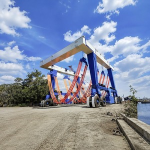 Lève-bateaux marin sur mesure 120 tonnes 250 tonnes pour le levage de catamarans et de multicoques avec support de spécifications personnalisées - Product Image 5