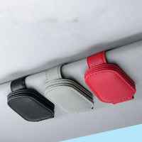 Support de lunettes de soleil en cuir personnalisable pour pare-soleil de voiture, conception à double clip, organisateur multifonctionnel pour lunettes de soleil et cartes, accessoires