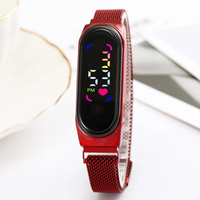 Nouveau Produit 2023 Montre Homme Femme Cadeau Écran Tactile Complet Sport Fitness Affichage LED 20 ATM Résistance à l'Eau Alliage Milan