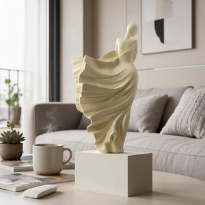 Sculpture abstraite féminine en fibre de verre sur mesure, statue élégante de femme pour la décoration intérieure du salon et de l'hôtel - Product Image 2