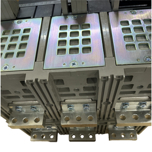 เบรกเกอร์อากาศแบบติดตั้งถาวร Masterpact NW10 H1 3 โพล รุ่น 48015 สำหรับงานอุตสาหกรรม กำลังตัด 65kA ความถี่ 50/60Hz - Product Image 2