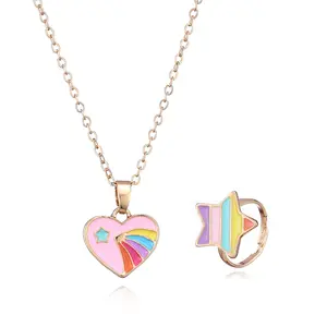 爱情项链和彩虹五角星戒指套装可爱合金滴油儿童珠宝设置和安装