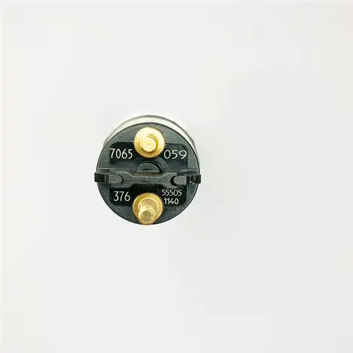injector nozzle 0445120059 4945969 injector for Cummins QSB 5.9/6.7 KOMATSU PC200-8 common rail injector 0445120059 4945969