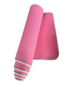 Tapete de Yoga Ecológico Personalizado con Logotipo, Grueso y Premium, Antideslizante, para Ejercicios en Casa, Gimnasio, Fitness, para Hombres y Mujeres, con Costuras en los Bordes - Product Image 5