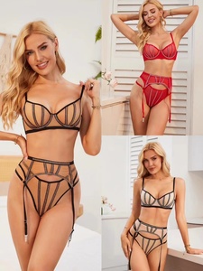3-delige Gouden Zijde Sexy Lingerie Set Voor Meisjes Mooie Luxe Diamant Mesh Splicing Kant Holle Decoratie Volwassen Stijl - Product Image 3