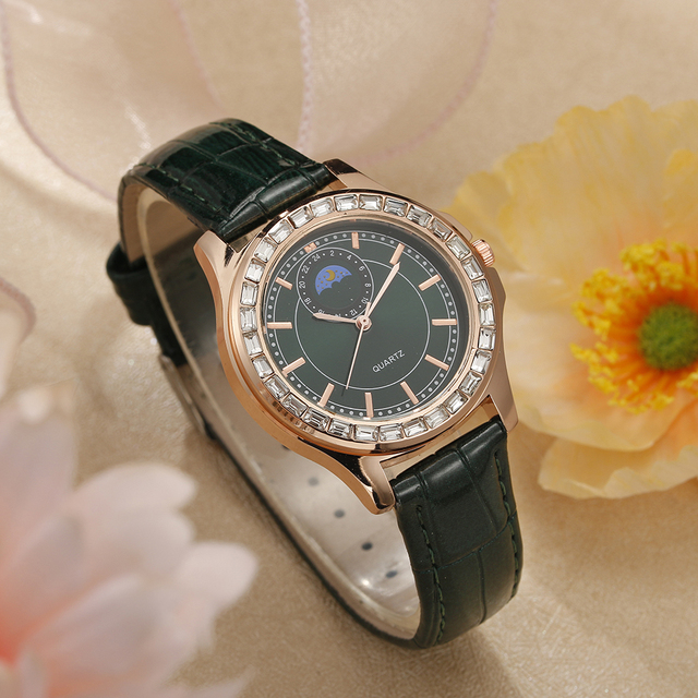 WJ-10939 Fashion Luxury Vintage Diamond Sun Moon Star Business Watch Quartz Popular Women Watches Accept Custom Logo