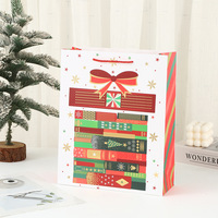 Sacs cadeaux de Noël en papier avec estampage doré, sacs à main pour fêtes de Noël, cadeaux, artisanat, emballage de bonbons, sacs en papier carton blanc