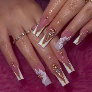 Design JP2934 Golden Glitter V en forme de français <span class=keywords><strong>blanc</strong></span> bordure fleur strass Nail Art 24pcs ABS Press on Nails - Product Image 1