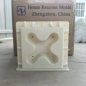 2025 New Breeze Block Mold Design Factory Venta al por mayor Molde de plástico para construcción de villas tamaño 20*20*10cm - Product Image 4
