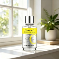 Sérum Éclaircissant à la Vitamine C et à la Centella, Prêt à Expédier, Raffermissant et Hydratant en Profondeur, Soin Coréen Personnalisé pour Peau, Marque Privée