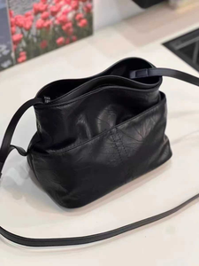 Bolso de Mano de Gran Capacidad, Primavera 2026, Estilo Sofisticado, Estilo Nicho, Bolso Bandolera con Textura de Garra de Pato - Product Image 3