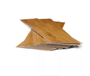 Échantillon <span class=keywords><strong>de</strong></span> <span class=keywords><strong>sol</strong></span> en PVC SPC <span class=keywords><strong>de</strong></span> 6 mm, design moderne et luxueux, auto-adhésif, pose facile par clic, utilisation en intérieur, hôtels, aspect <span class=keywords><strong>bois</strong></span>, planches <span class=keywords><strong>de</strong></span> vinyle - Product Image 1