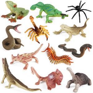 Los modelos de reptiles yxs simulan centípodes, cocodrilos, elefantes, tortugas, pitones, arañas, lagartos, camaleones, cobras y serpientes de árbol. - Product Image 5