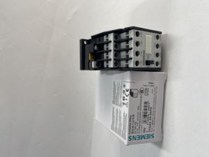 100% New and Original Siemens Contactor Relay 3TH4244-0XF0 - Product Image 1