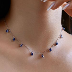 Collier pendentif Dylam exquis et raffiné en argent sterling avec chaîne à maillons, pompons et zircon cubique 5A en forme de poire - Product Image 2