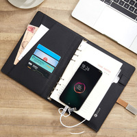 Coffret Cadeau d'Entreprise Festif Premium Gravé avec Carnet Rechargeable à Couverture Rigide et Chargeur Sans Fil, et Stylo – Vente en Gros