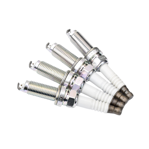 2024 vente en gros de bougie d'allumage d'origine Iridium Platinum ILKAR7C10 94940 bougie d'allumage de <span class=keywords><strong>moteur</strong></span> de <span class=keywords><strong>voiture</strong></span> pour Land Rover NGK - Product Image 6