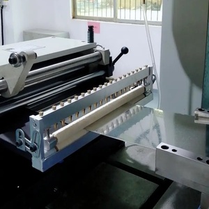 Aceitador de rodillos de doble cara con control manual de flujo de aceite - Product Image 1