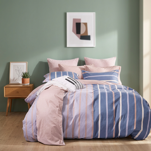 Modern Western Floral Cartoon Anti-Bacteria Microfiber 80 GSM Polyester Fabric 235cm Home Bedding Quilted Digital Print - Product Image 3