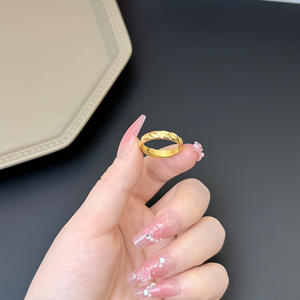 Anello in Oro Antico Fasa, Gioiello di Moda, Non Sbiadisce, Anello per Coppie in Oro Imitazione - Product Image 4