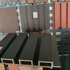 Cloison décorative extérieure Panneaux muraux en PVC WPC imperméables Relooking de décoration intérieure et extérieure moderne - Product Image 3
