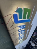 Enseigne lumineuse personnalisée en acier inoxydable 304, enseigne UV pour entreprise, enseignes éclairées, enseigne publicitaire extérieure