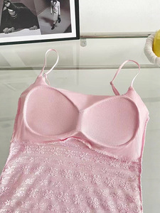Nouveau débardeur d'été moulant et sexy pour femme, couleur unie, avec dentelle et petite rembourrage, collection 2025 – Crop top sexy en dentelle sans soutien-gorge intégré - Product Image 5